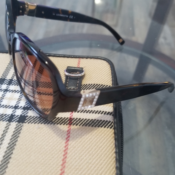 Liz claiborn sunglasses - Picture 7 of 9